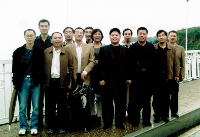 维多利亚老品牌vic(中国集团)官方网站